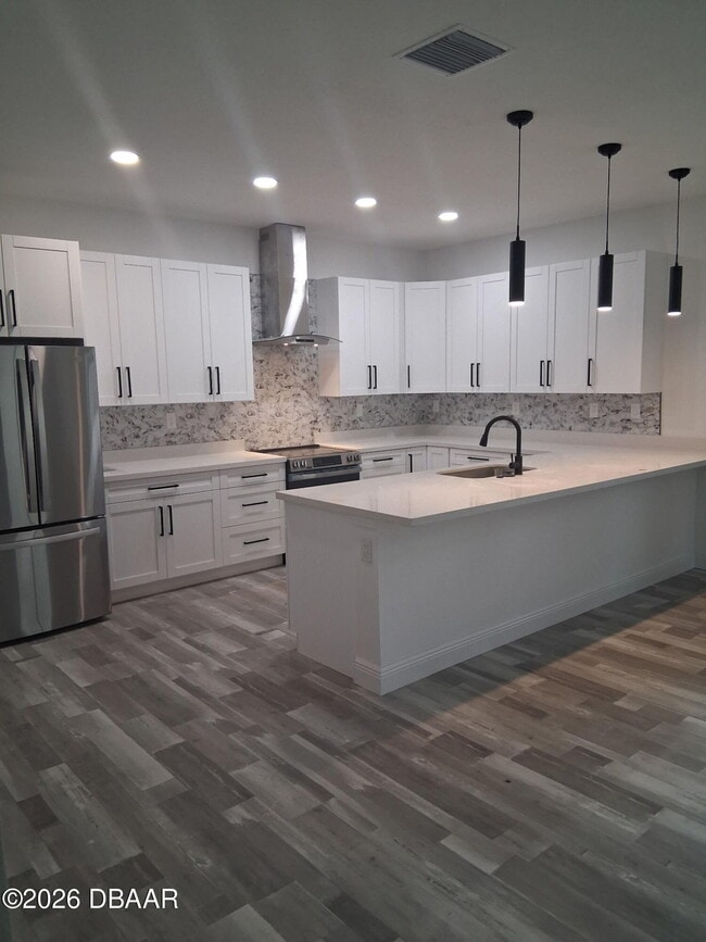 Building Photo - 1621 Illinois St