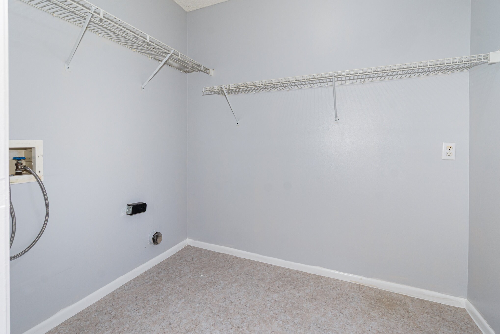 Building Photo - 1264 Falconcrest Blvd