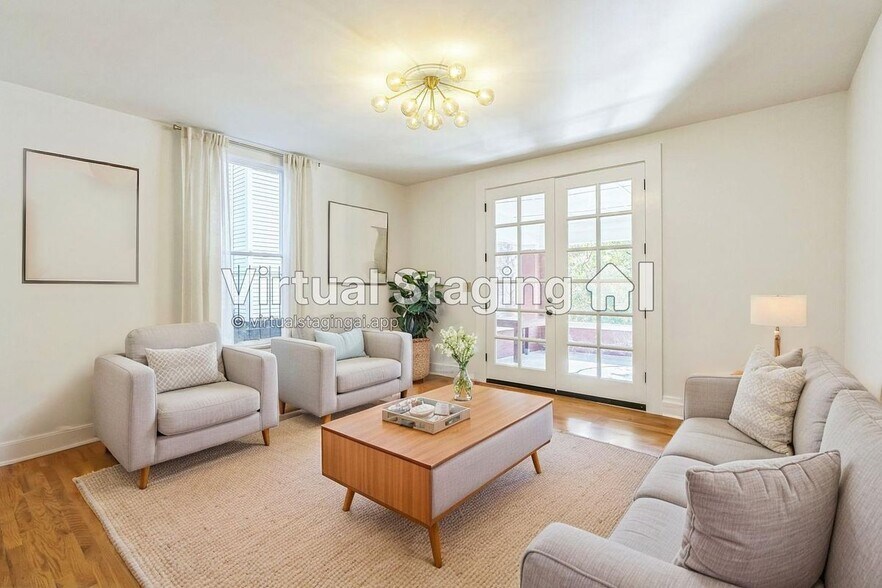 Building Photo - 1500 14th Ave S