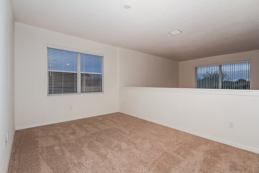 Building Photo - 8309 Deerland Bluff Ln