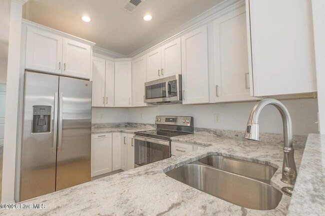 Building Photo - 24 Crew Ct