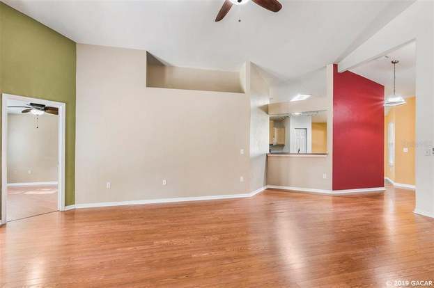 Building Photo - 2131 NW 52nd Pl