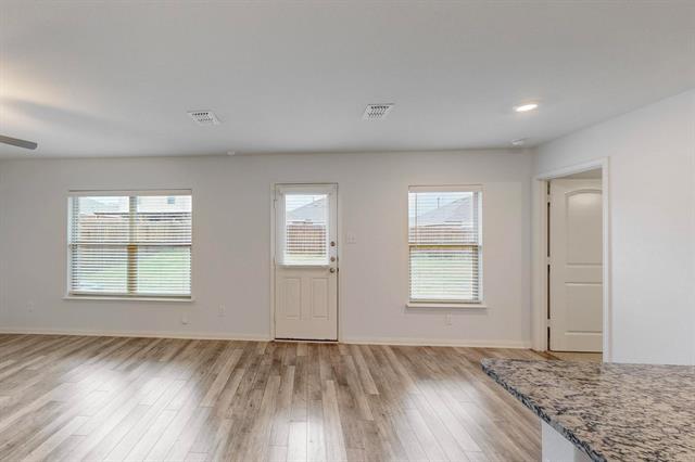 Building Photo - 3106 Holstein Dr