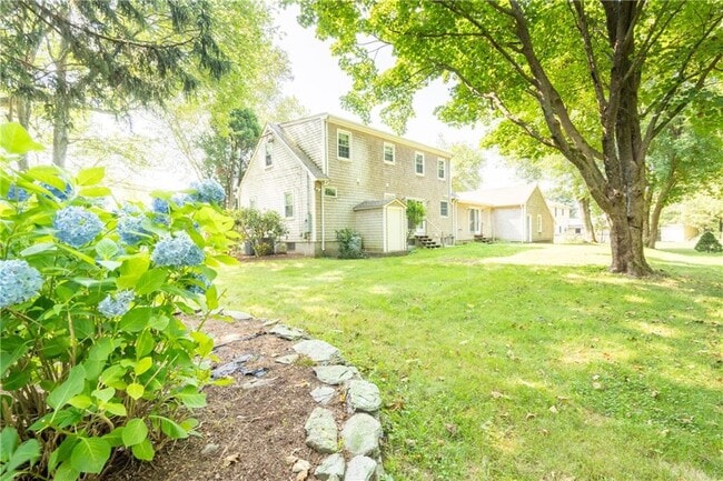 Building Photo - 48 Pleasant St