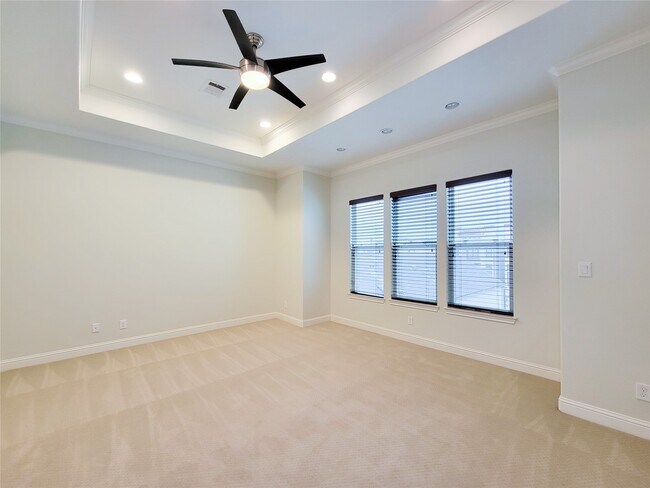 Building Photo - 5520 Kiam St