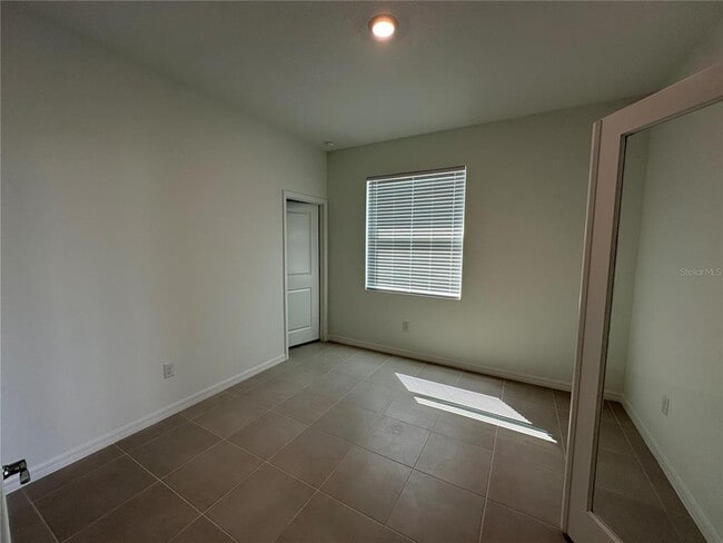 Building Photo - 2395 Bending Bonsai Dr