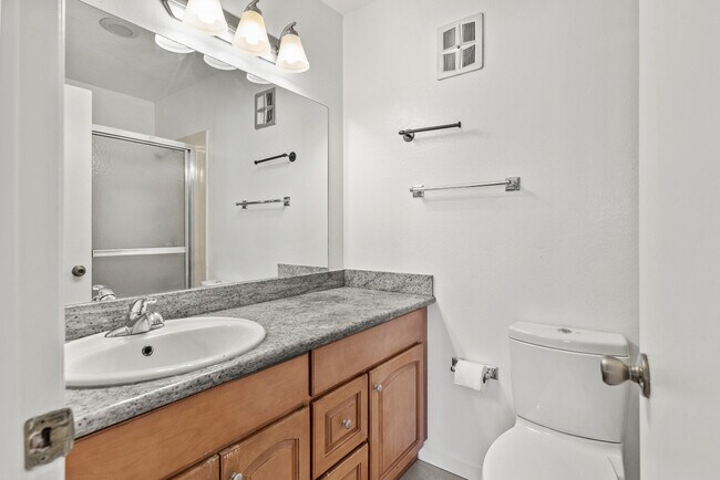 Building Photo - 914 Beach Park Blvd