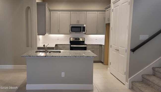 Building Photo - 111 Longridge Ln