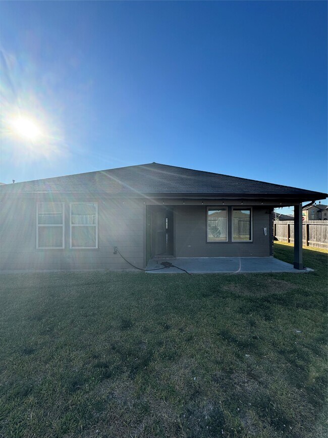 Building Photo - 7527 Flintrock Hollow Trail