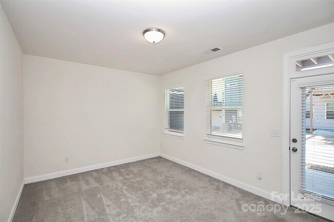 Building Photo - 10436 Glenmere Crk Cir