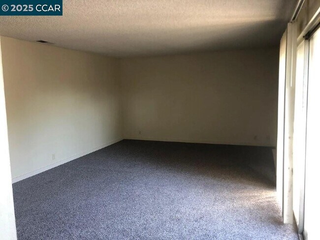 Building Photo - 4260 Clayton Rd