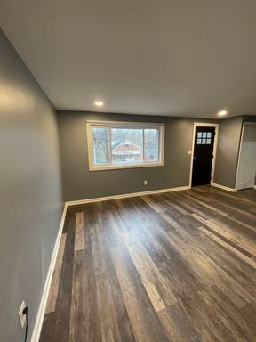 Building Photo - Beautifully updated 3 bed 1 bath home with garage and off-street parking in Penn Hills!