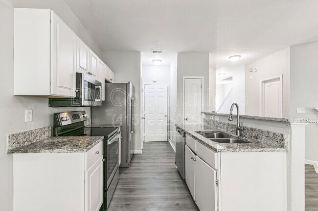 Building Photo - 2817 Windsor Forrest Ct