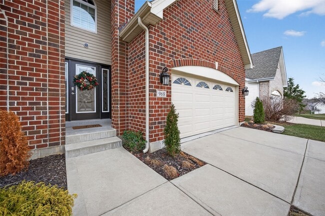 Building Photo - 968 Ridgepointe Pl Cir