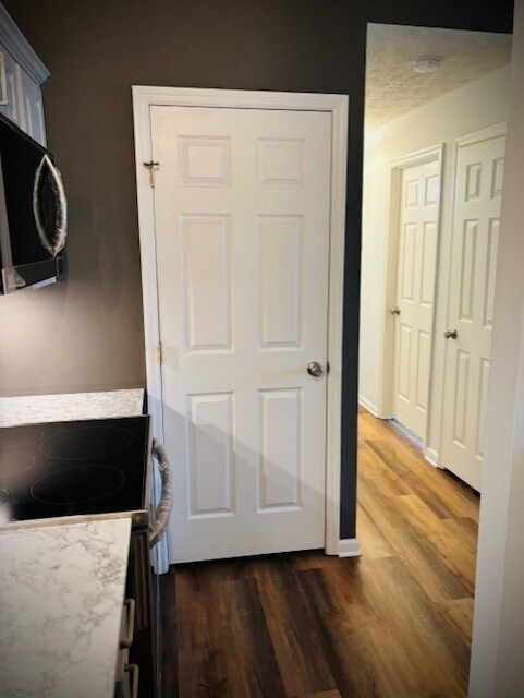 Building Photo - 743 Deering Rd