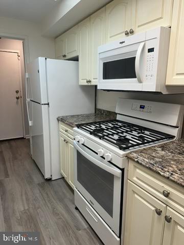 Building Photo - 10204 Prince Pl