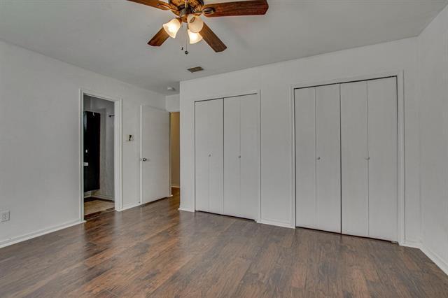 Building Photo - 3719 Crestpark Dr