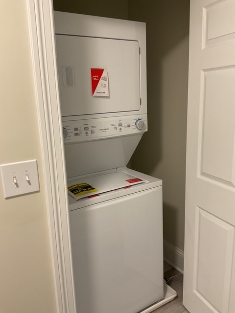 In UnitWasher Dryer - 2858 W Shakespeare Ave