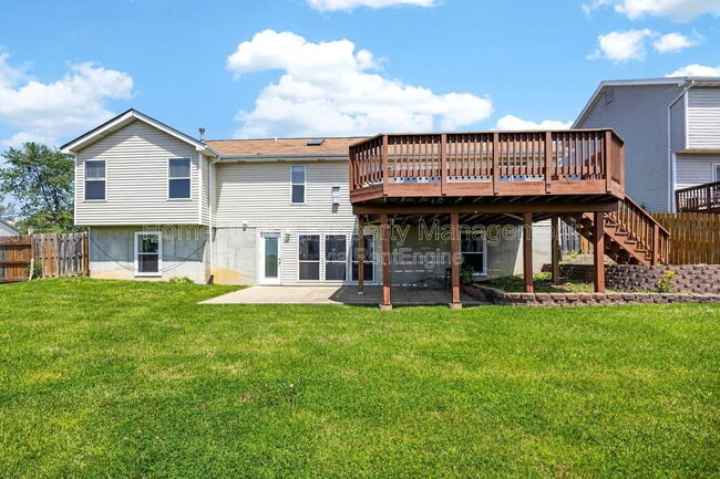 Building Photo - 166 Royallprairie Ln