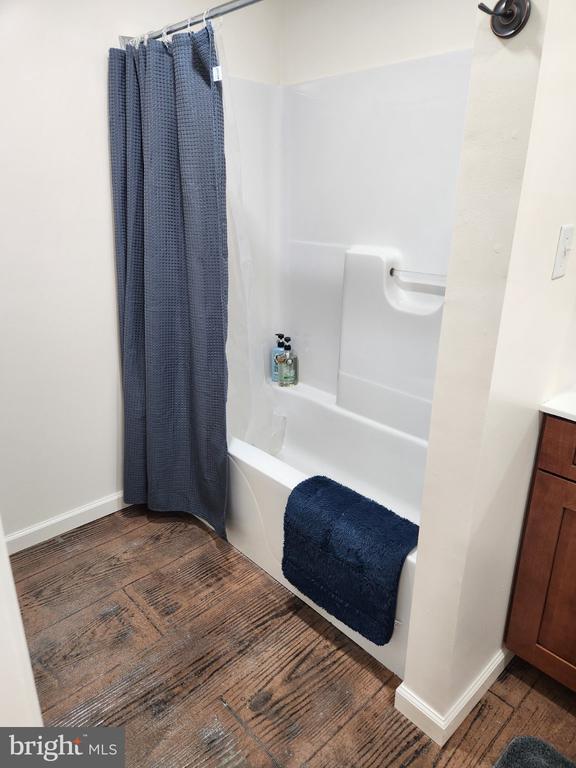 Building Photo - 28 Holler Rd