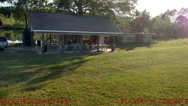 Building Photo - Mt.Moriah