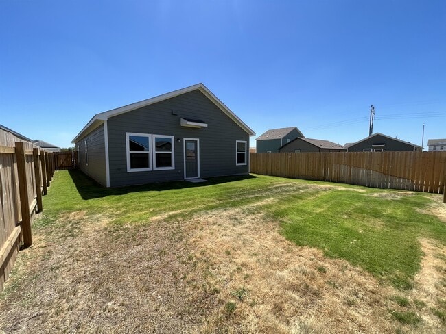 Building Photo - 312 Freshwater Dr