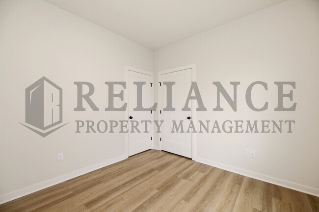 Building Photo - 157 N Gowen St