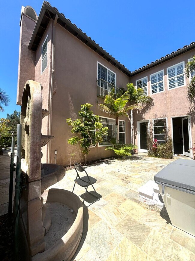 Building Photo - Rare Opportunity - House for Rent in Carmel Valley/ Earlier moving date can be negotiated.