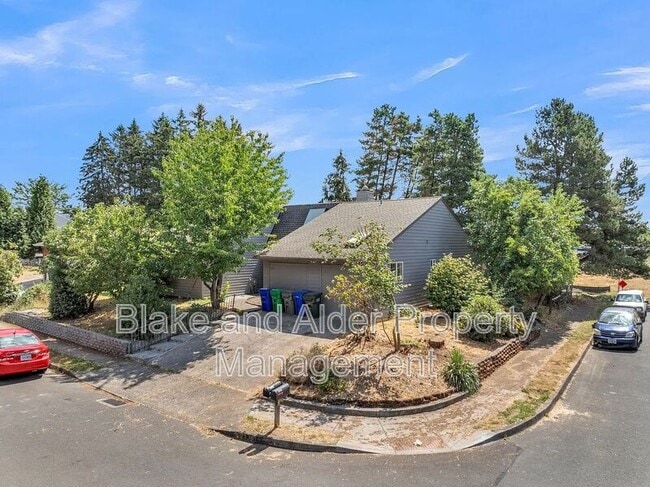 Primary Photo - 2402 SE 9th Ct