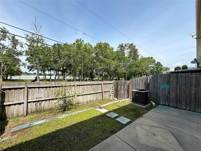 Building Photo - 11020 Blaine Top Pl