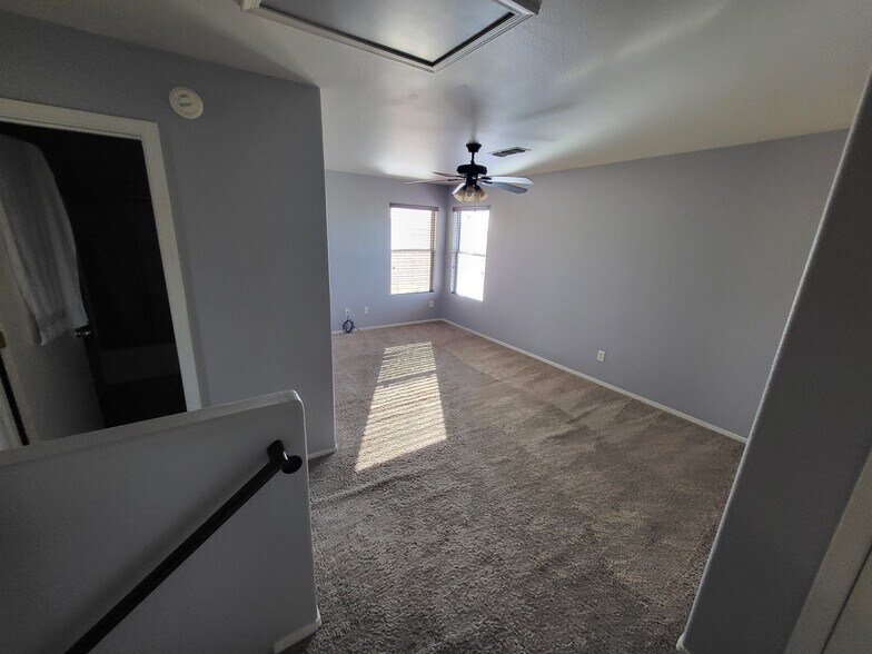 Building Photo - 3363 W Sagebrush Hills Ct