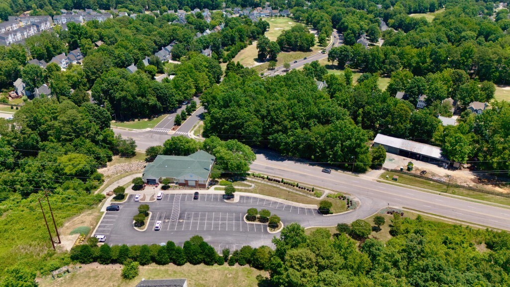 Building Photo - 4512 Emmit Dr