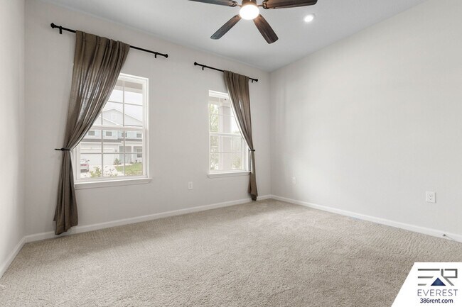 Building Photo - 249 Montgomery Ct