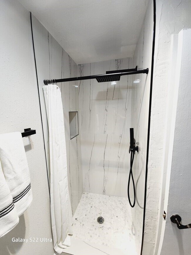 Building Photo - 4741 E Ridge Creek Dr