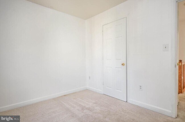 Building Photo - 62 Drumcastle Ct