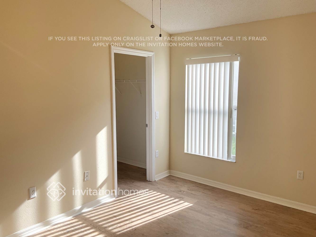 Building Photo - 409 Fox Loop