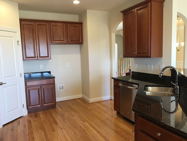 Building Photo - Stunning Luxury Twin Single-Family in Prestigious Atwater – 4BR, 3.5BA | Finished Basement with F...