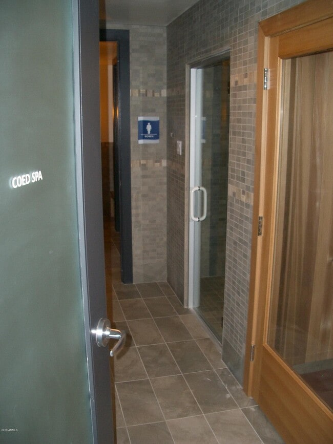 Building Photo - 140 E Rio Salado Pkwy