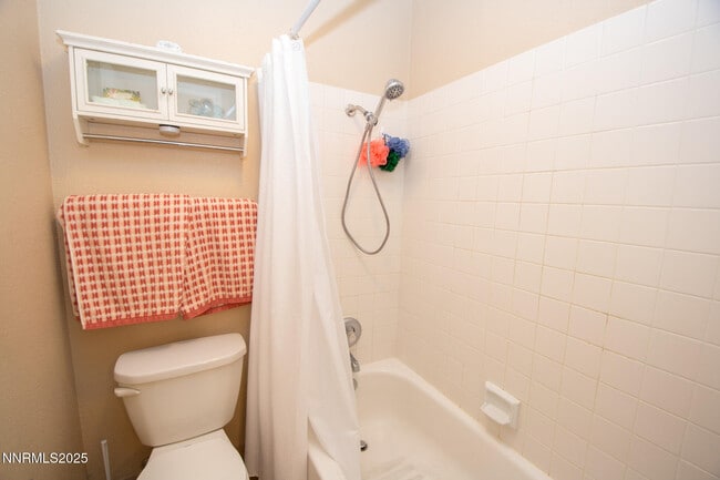 Building Photo - 2127 Roundhouse Rd