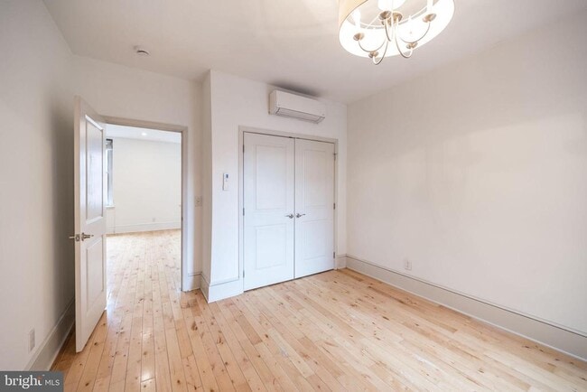 Building Photo - 1310 Spruce St