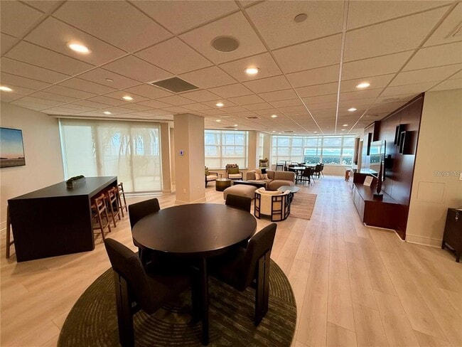 Building Photo - 988 Blvd of the Arts