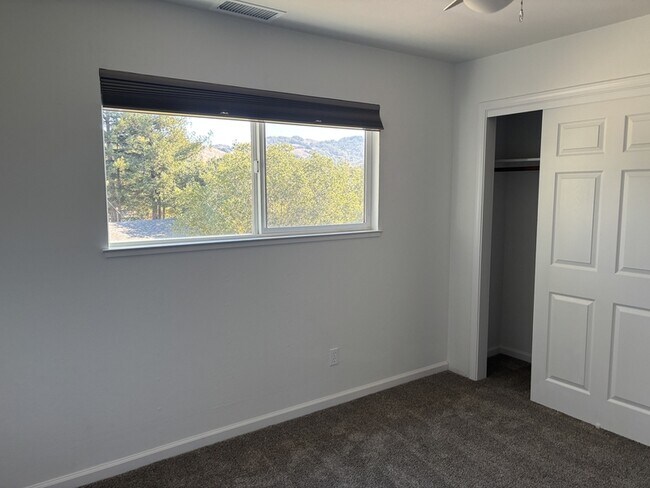 Building Photo - 1776 Meda Ave