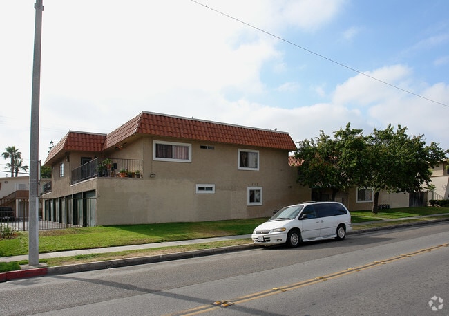 Building Photo - 1512 S 9th St