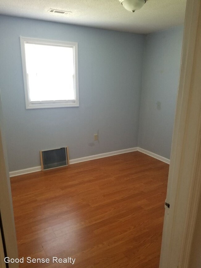 Building Photo - 3 br, 2 bath House - 1785 Edgefield Road