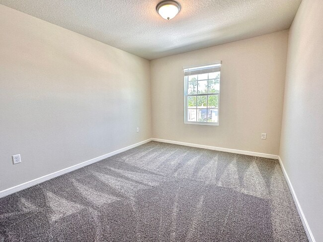 Building Photo - Beautiful Home for rent in Clermont