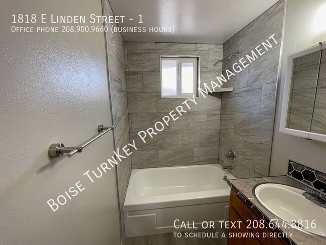 Building Photo - 1818 E Linden St