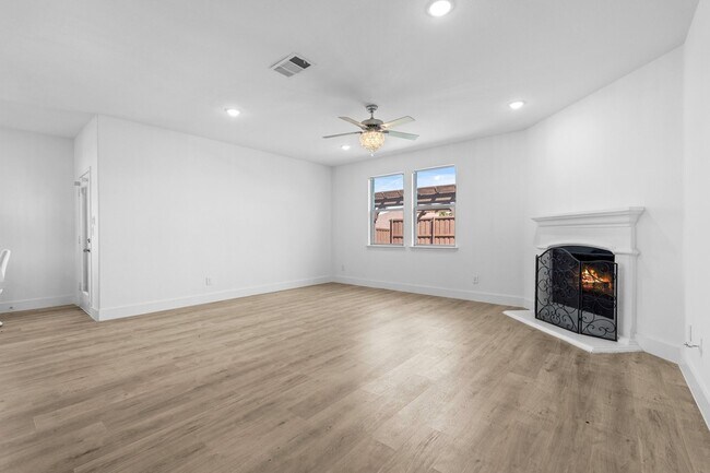 Building Photo - 12625 Joplin Drive
