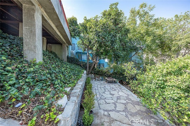 Building Photo - 3322 Hamilton Way