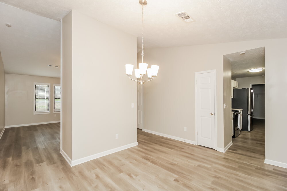 Building Photo - 3263 Mustang Dr