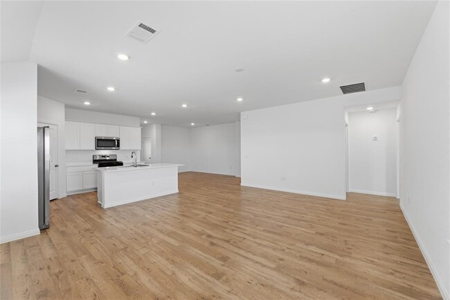 Building Photo - 17197 Purple Top Ln
